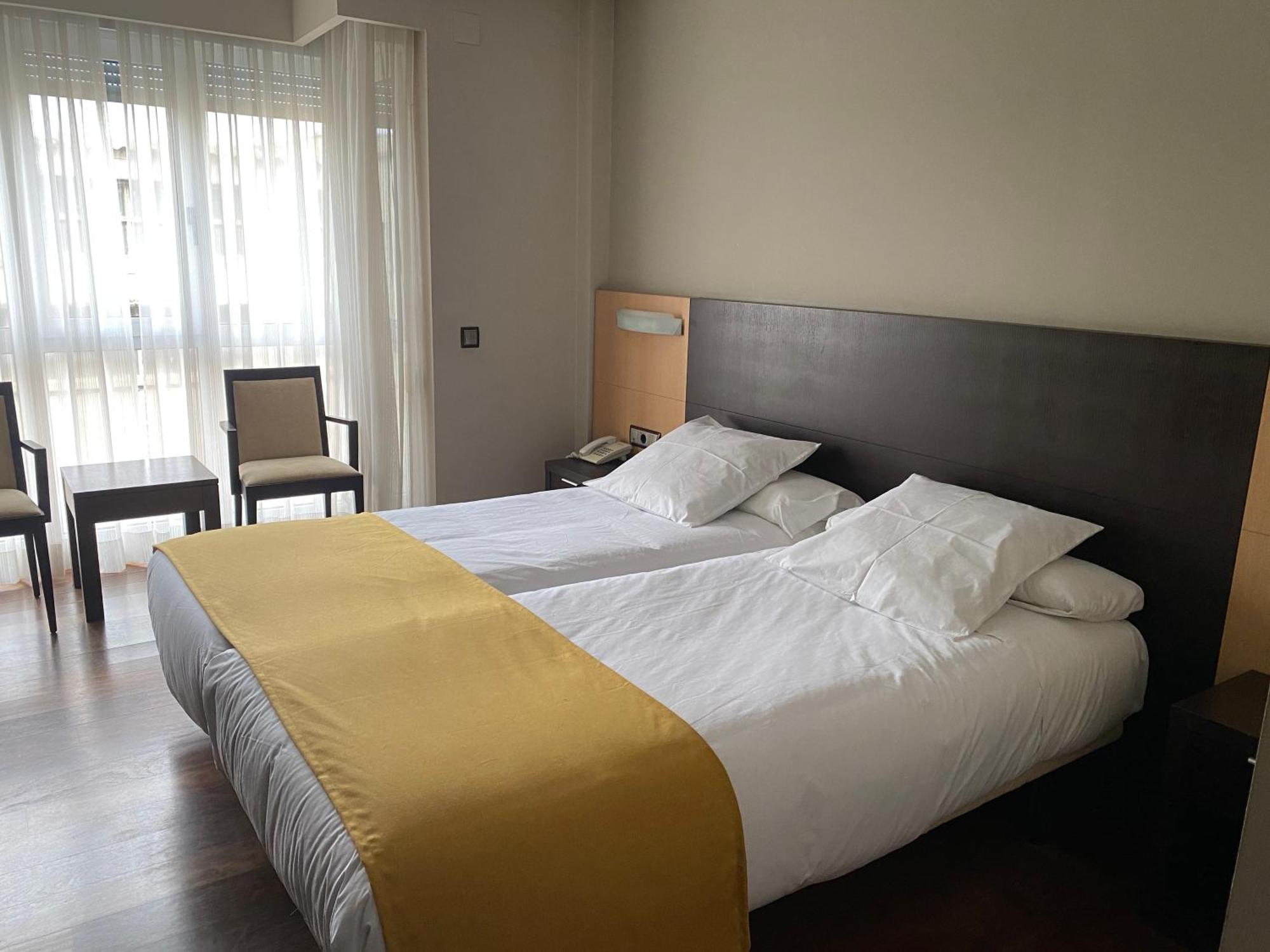 Hotel Rios San Adrian  ภายนอก รูปภาพ