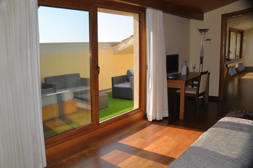 Hotel Rios San Adrian  ภายนอก รูปภาพ